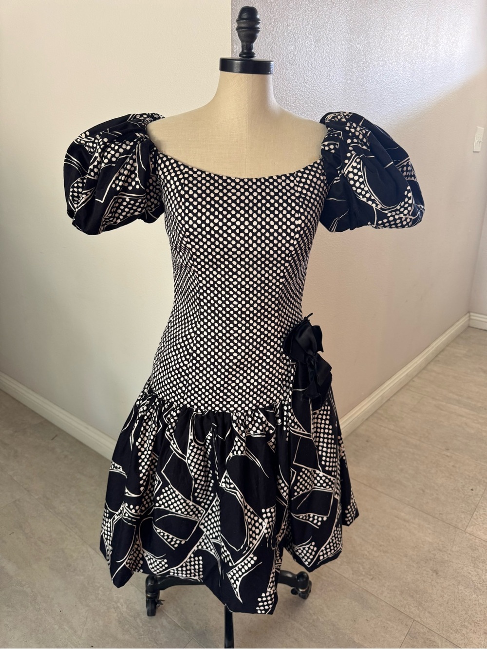 Victor Costa Black and White Polka Dot Puff-Sleeve Mini Dress
